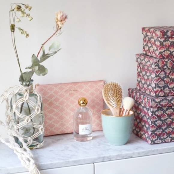 SEZANE MACRAME BOHEMIAN GLASS BOTTLE HANGING VASE - Picture 4 of 8